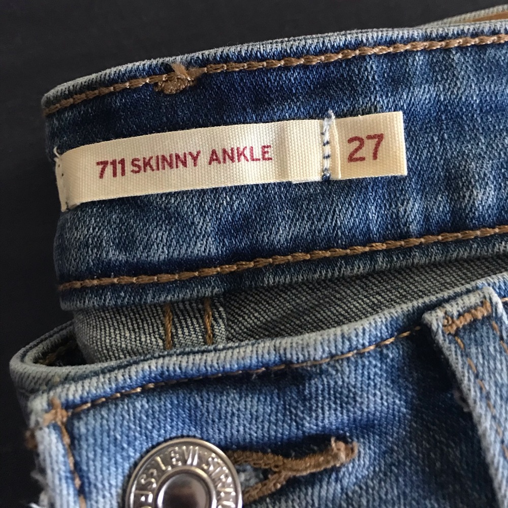 Levi’s Skinny Jeans - Picture 2 of 5